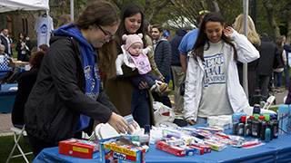 Students Help Dove Put Together Care Packages for the Homeless
