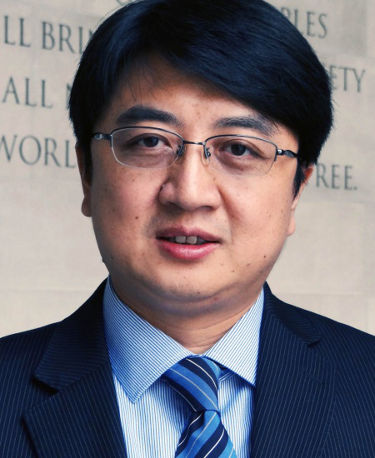 Headshot of Professor Zheng Wang